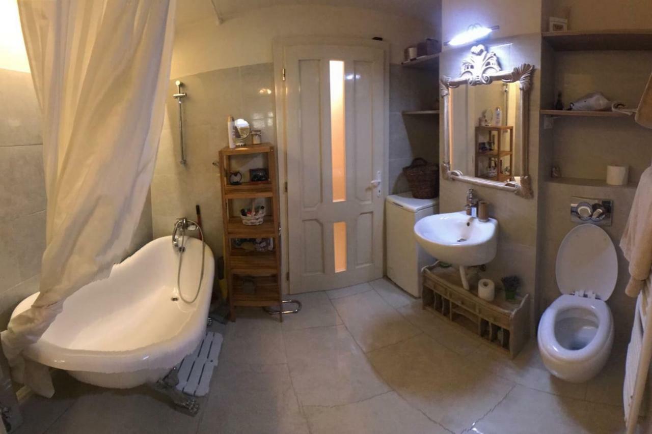 Apartment Vintige Cluj-Napoca Esterno foto